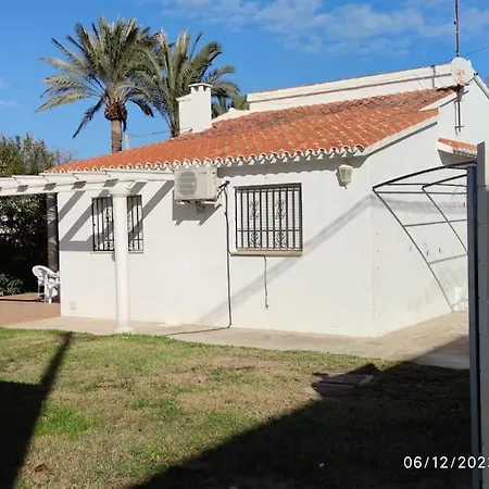 Casa En Primera Linea De Playa * Дения