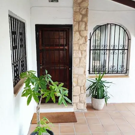 Casa En Primera Linea De Playa Апартаменты Дения