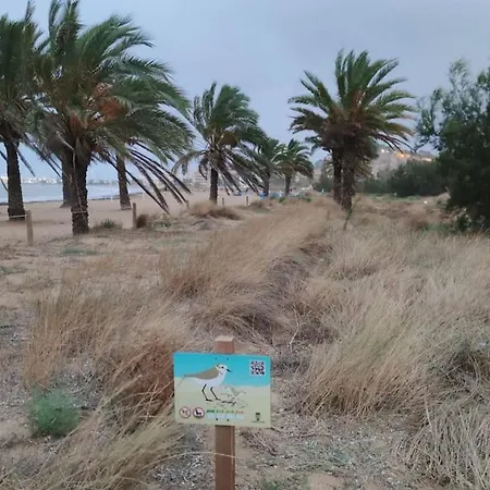 Casa En Primera Linea De Playa * Дения